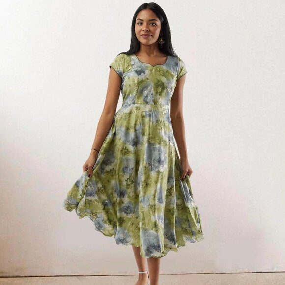 Green and Grey Printed Rayon Knee-Length Dress | Muvvas Boutique - Picture 2 of 5